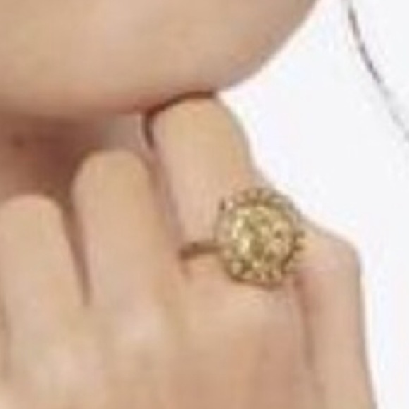 Tory Burch Gold Coin medallion Ring size 7 - Picture 7 of 12